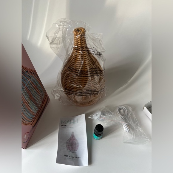 Mahli Wicker Essential Oil Diffuser Rattan Diffuser - Picture 8 of 16